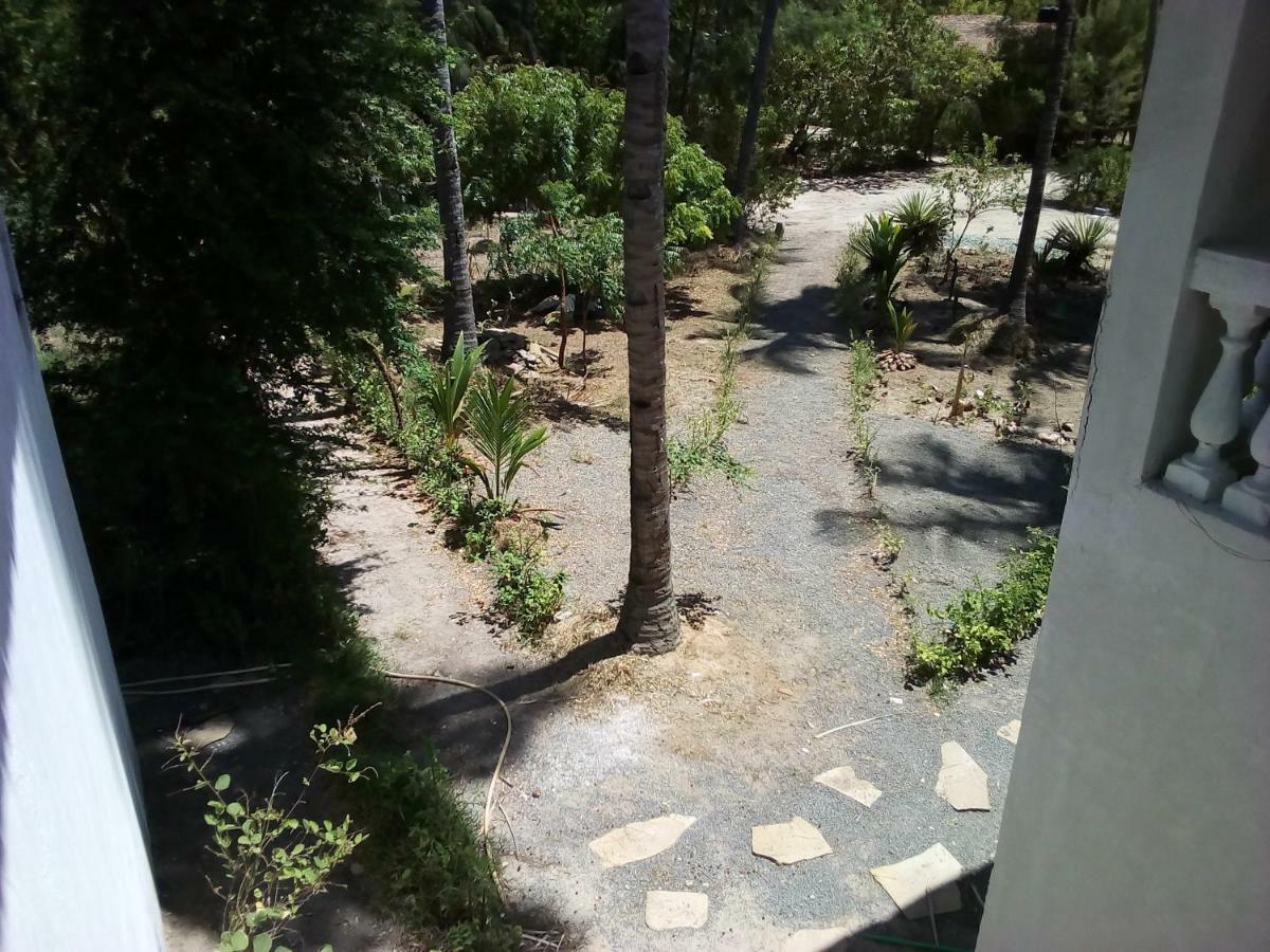 Savannah Cottages Mombasa Bagian luar foto